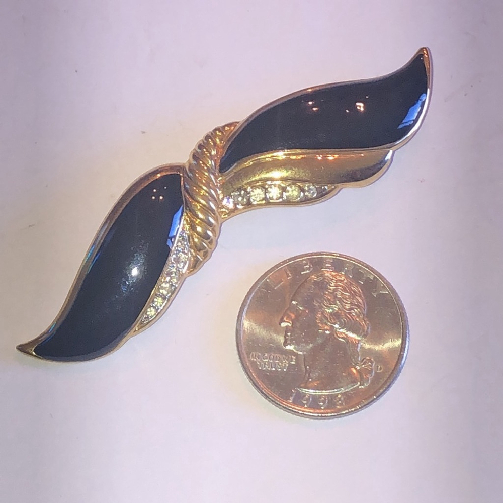 Angel Brand Elegant Black Enamel and Gold Tone Rhinestone Brooch - Picture 3 of 6